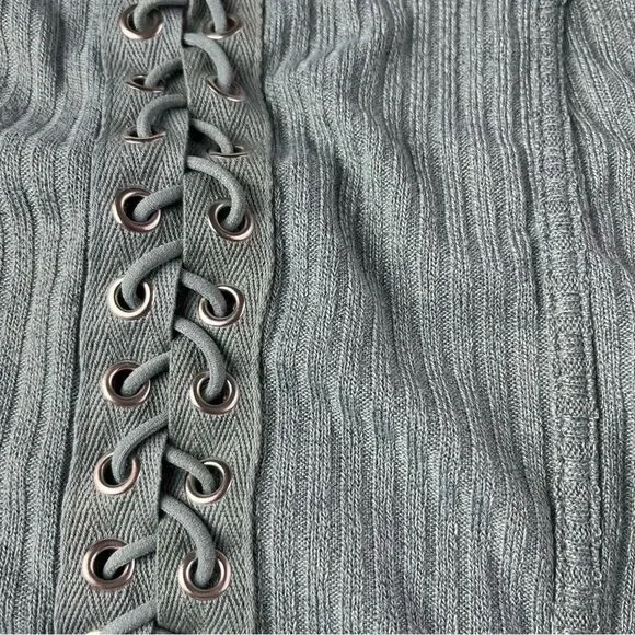 Shein Curve Heather Sage Green Crop Top Size 0XL (12 US) - Picture 6 of 8